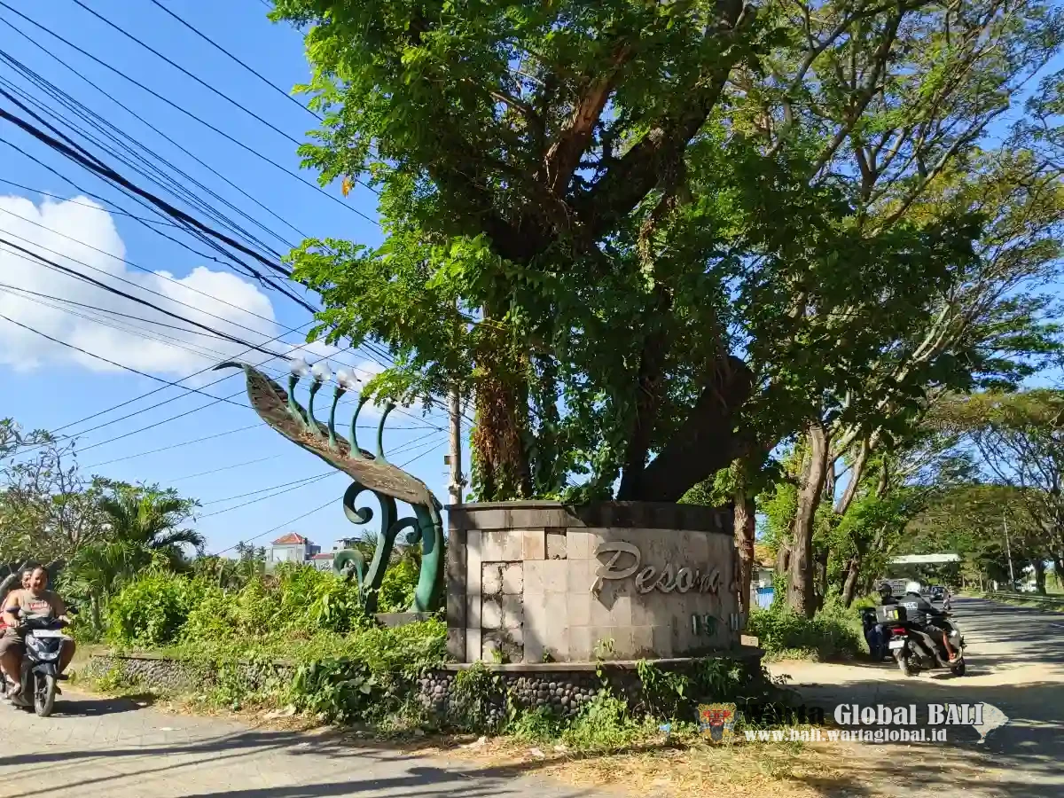 Warta Global Tajam ! Galian C Dibuka Kembali, Tanah Adat Digali, Keuntungan Diduga Dinikmati Aparat' Bupati Diam.  "Warga Perumahan Hirup Debu Setiap Hari"