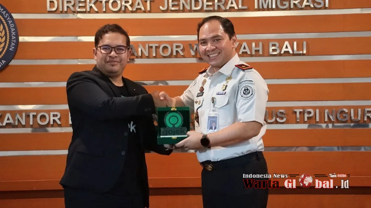 Imigrasi Ngurah Rai Gandeng Gojek, Layanan Antar Paspor Kini Lebih Cepat dan Praktis Imigrasi Ngurah Rai Gandeng Gojek, Layanan Antar Paspor Kini Lebih Cepat dan Praktis